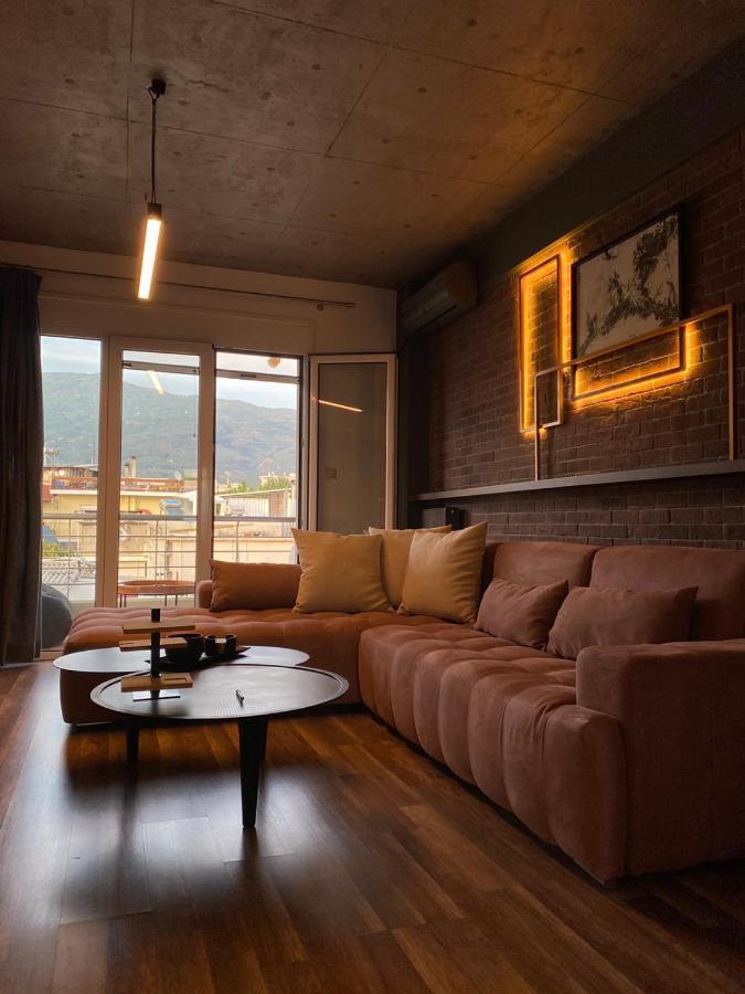 The Grey Apartments 沃洛斯 外观 照片
